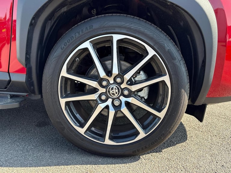 2025 Toyota Yaris 1.5 Hybrid 130 GR Sport 5dr CVT Estate Hybrid Automatic