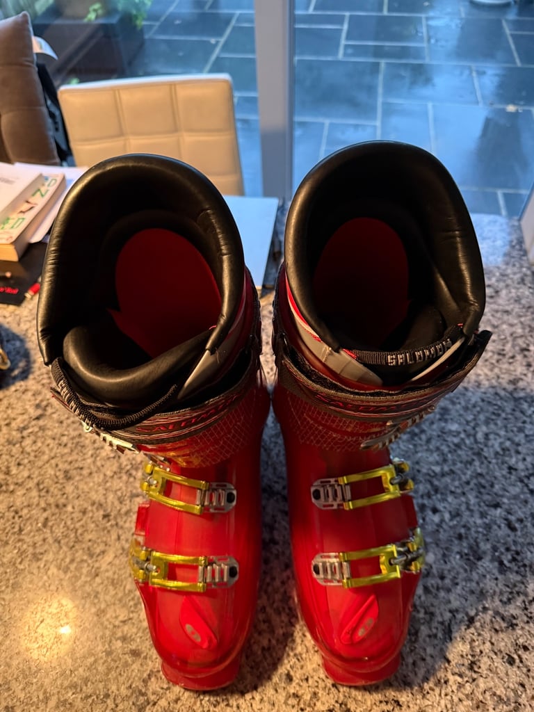 Men’s Ski Boots