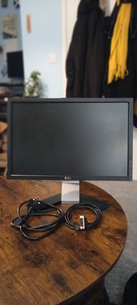 Computer monitor DELL 19" flat LCD