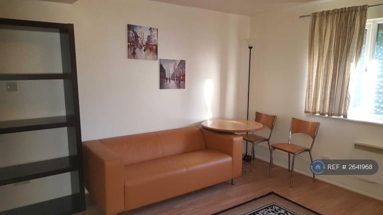 image for Studio flat in London, London, E16 (#2641968)