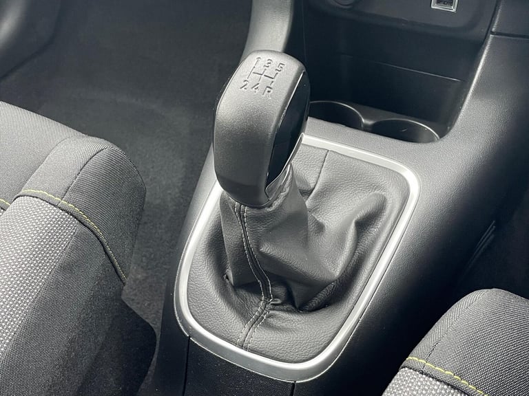 2023 Citroen C3 1.2 PureTech C-Series Edition Euro 6 (s/s) 5dr HATCHBACK Petrol Manual