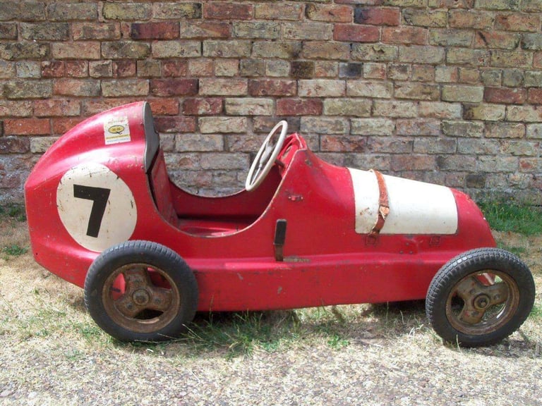 AUSTIN PATHFINDER PEDAL CAR WANTED AUSTIN PATHFINDER PEDAL CAR WANTED 