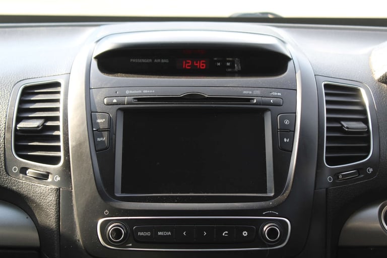 2012 Kia Sorento 2.2 Sorento KX-3 Sat Nav CRDi 4x4 Auto 4WD 5dr SUV Diesel Automatic