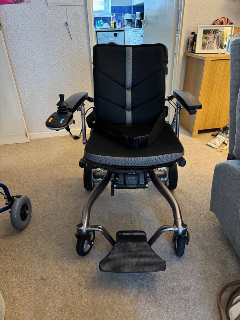 Folding power chair wheelchair 