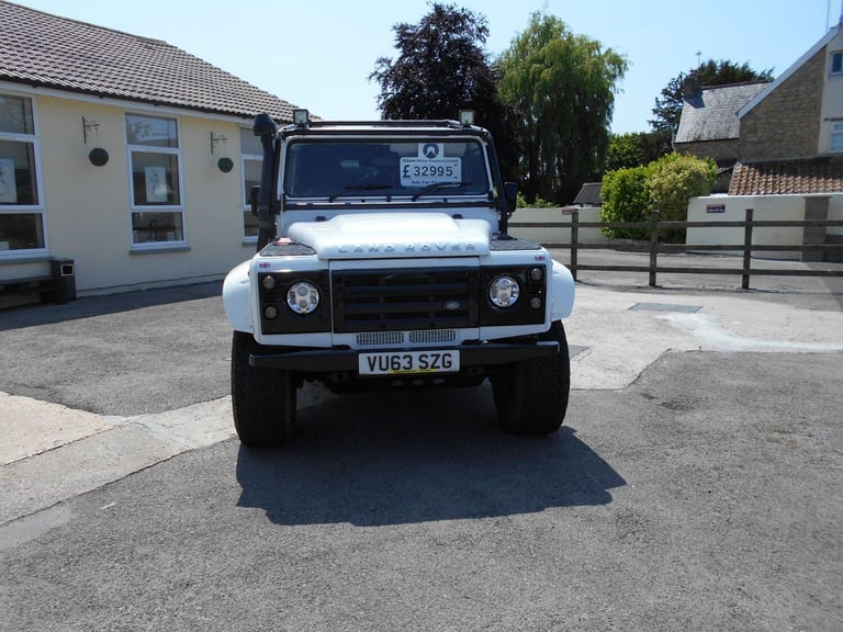 LAND ROVER DEFENDER 110 2.2 TDCi 2013