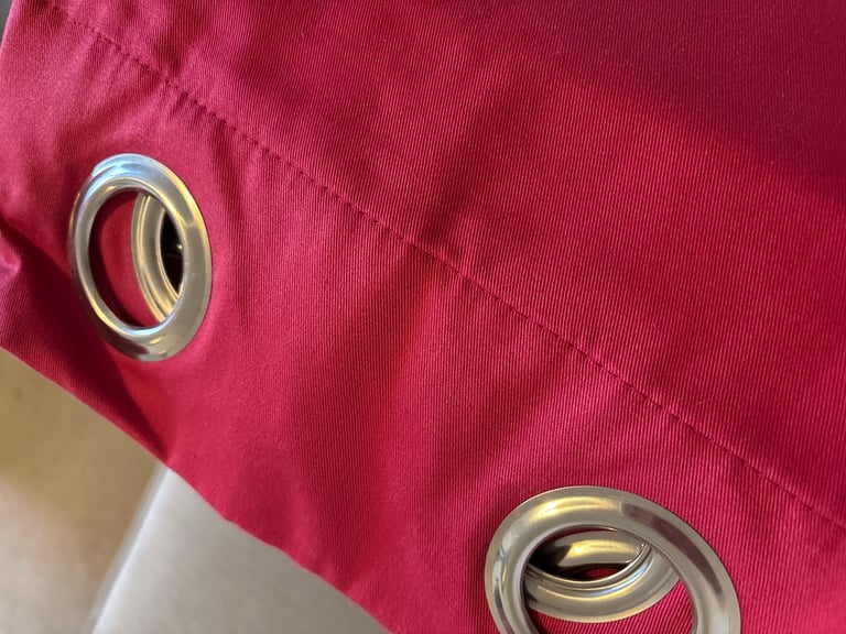 Pink/raspberry curtains 