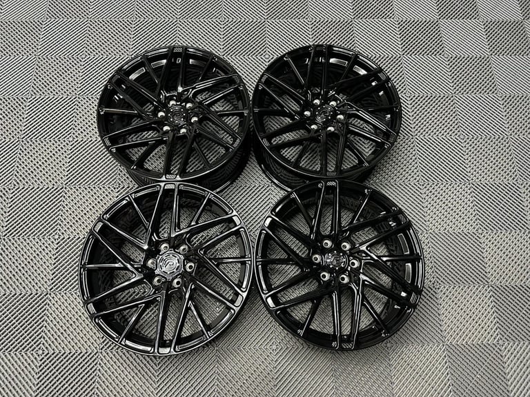 19" Motion R VS8 Alloy wheels Ford Transit Custom Van centre bore 74.5 6x120 Gloss Black