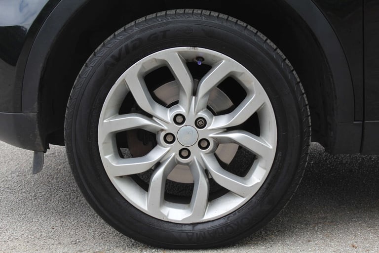 2015 Land Rover Discovery Sport 2.0 TD4 180 HSE 5dr Auto ESTATE DIESEL Automatic