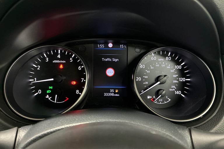 2021 Nissan Qashqai 1.3 DiG-T N-Connecta 5dr [Glass Roof Pack] HATCHBACK Petrol Manual