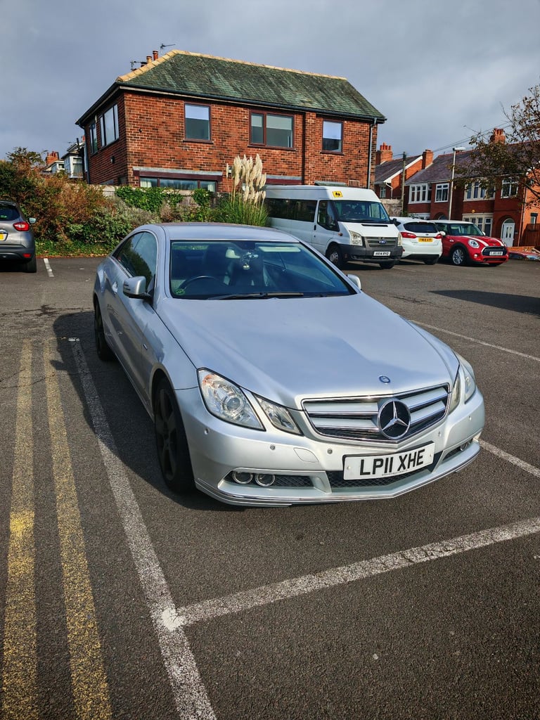 Mercedes-Benz, E CLASS, Coupe, 2011, Semi-Auto, 2143 (cc), 2 doors