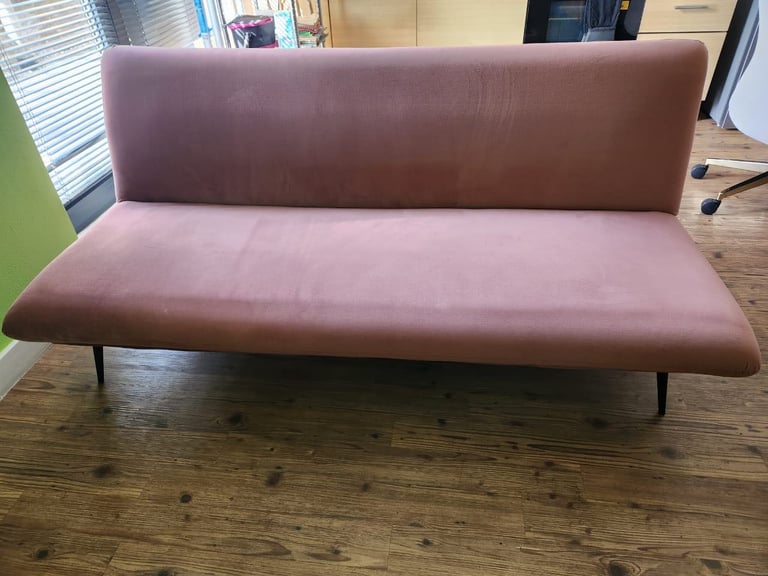URGENT SALE! Habitat Matteo Velvet Sofa Bed – Pink – Excellent Condition 