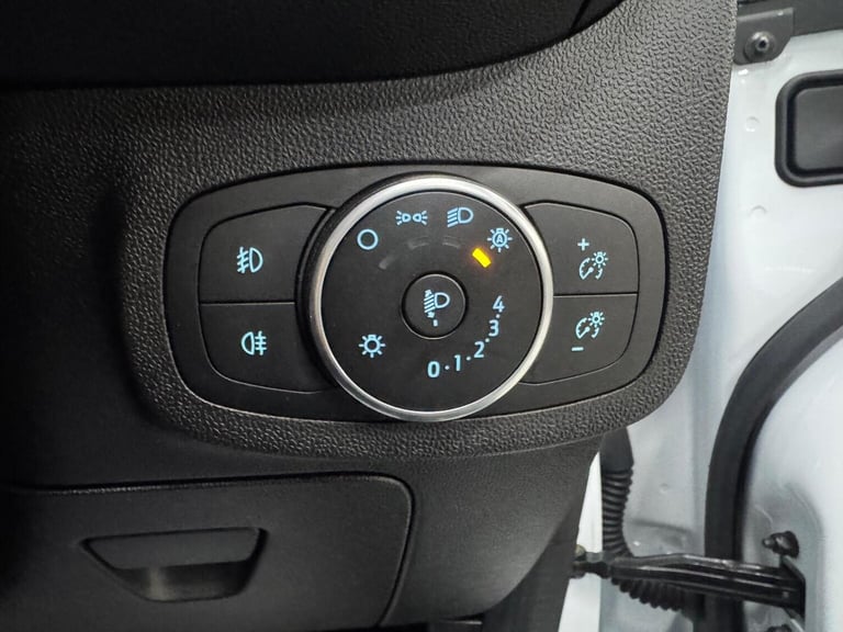 FORD FIESTA 1.1 Ti-VCT Zetec Euro 6 (s/s) 5dr 2018