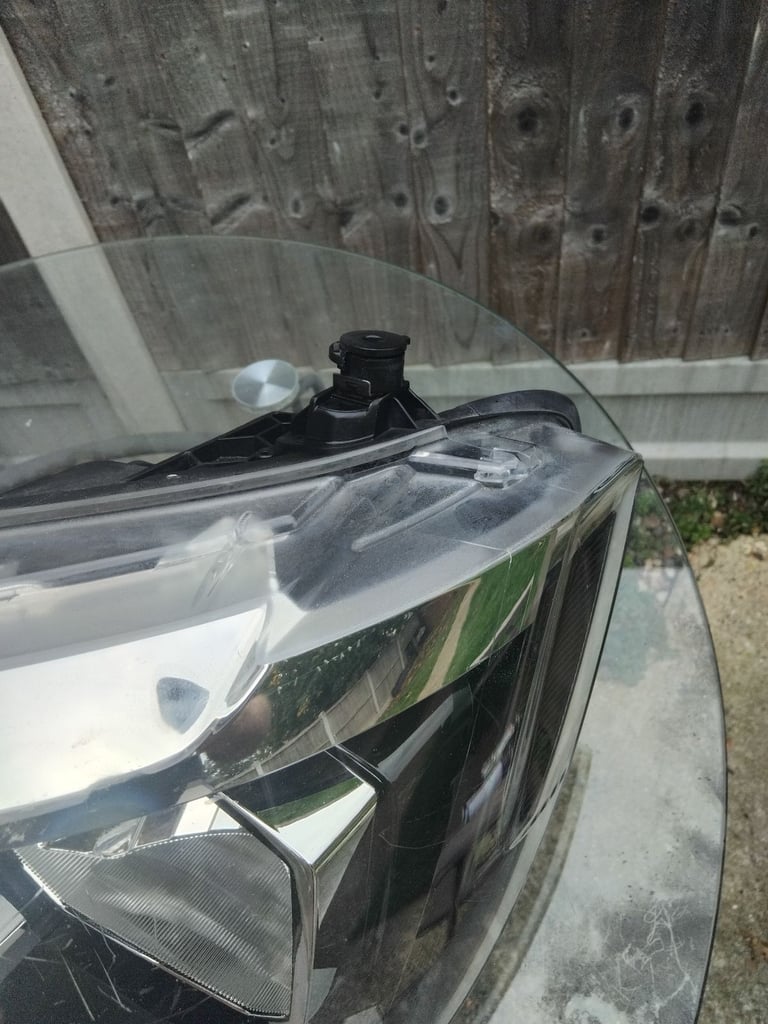 2022 vw crafter n/s headlight 