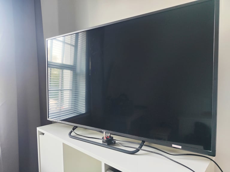 *sold pending collection** 40" Technika LED Smart tv - great condition 