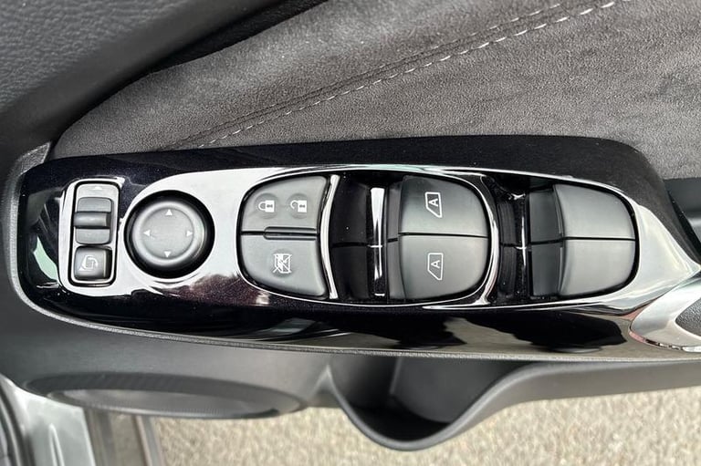 2025 Nissan Juke 1.0 DiG-T Tekna+ 5dr Manual Hatchback Petrol Manual