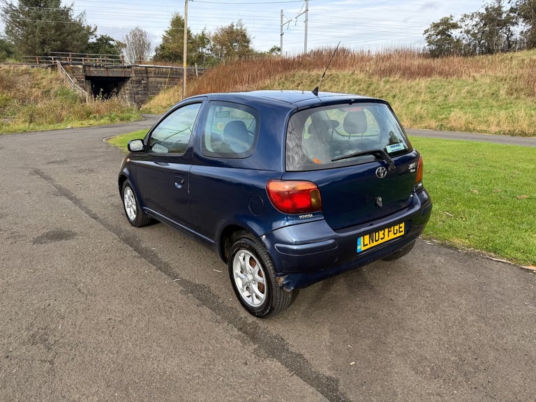 2003 Toyota Yaris 1.3 VVT-i T Spirit 3dr Auto HATCHBACK Petrol Automatic