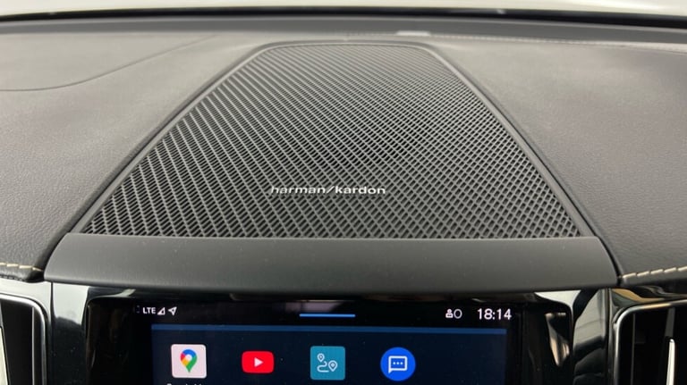 2021 Volvo XC60 B6 R-Design PRO AWD Mild Hybrid(22'Alloys, Harman Kardon, Panroof, Carplay) Estat...