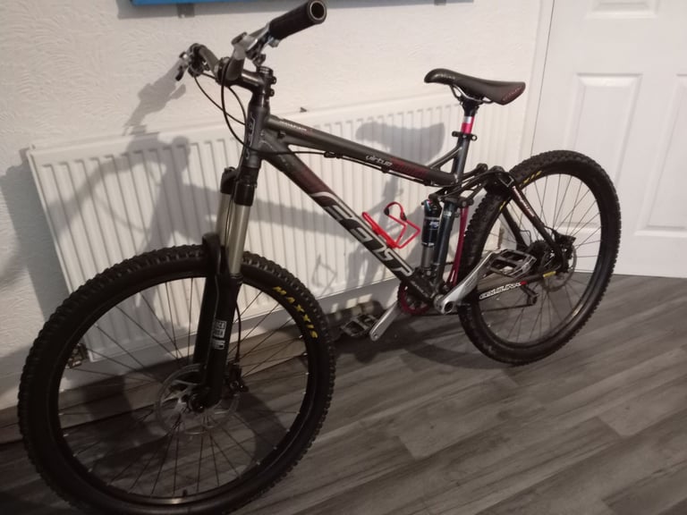 Felt virtue full suspension mountain bike 