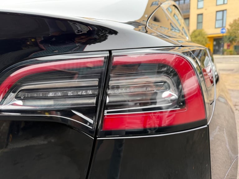 2019 Tesla Model 3 Standard Range Plus Auto RWD 4dr SALOON Electric Automatic