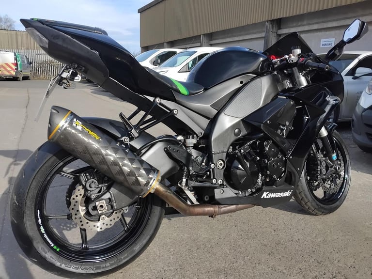 2009 09 KAWASAKI ZX 1000 ZX10 E9F BLACK SPORT BIKE NEW MOT HPI CLEAR