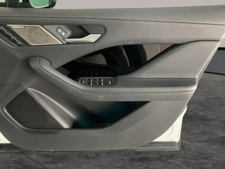 2021 Jaguar I-Pace 294kW EV400 SE 90kWh 5dr Auto [11kW Charger] HATCHBACK ELECTRIC Automatic