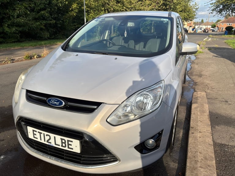 2012 Ford Grand C-Max 1.6 TDCi Titanium 5dr 7 seater diesel  MPV Diesel Manual