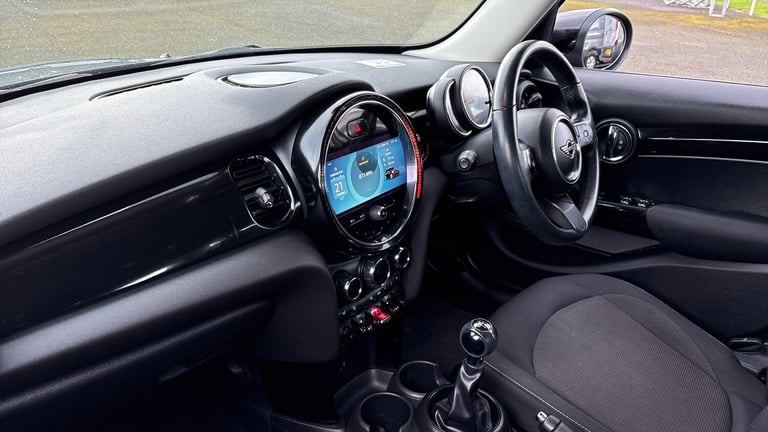 2021 MINI Hatch 1.5 Cooper Classic 5dr HATCHBACK PETROL Manual