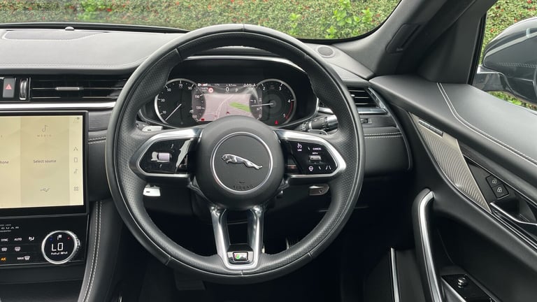 2022 Jaguar F-Pace 2.0 D200 R-Dynamic SE 5dr Auto AWD Diesel Estate Estate Diesel Automatic