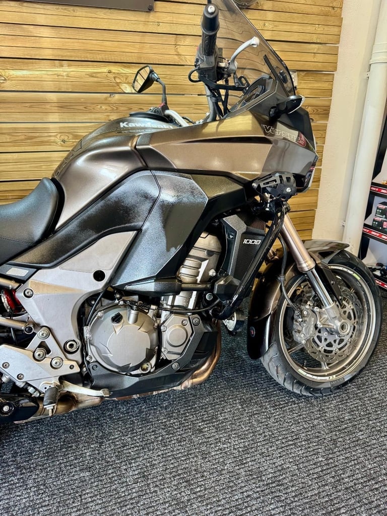 Kawasaki KLZ 1000 Versys / 2012 model / covered 31k miles 