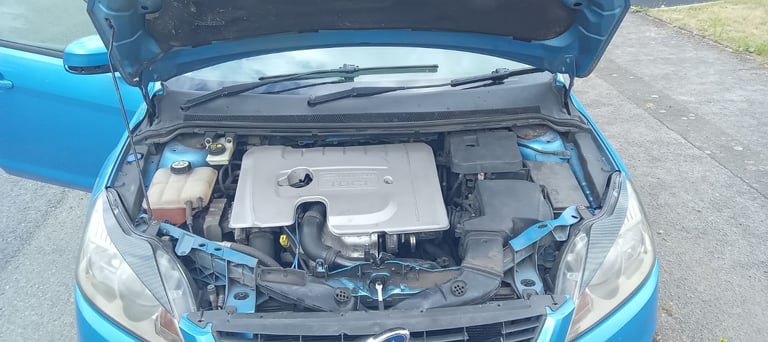 Ford, FOCUS, Hatchback, 2011, Manual, 1560 (cc), 5 doors
