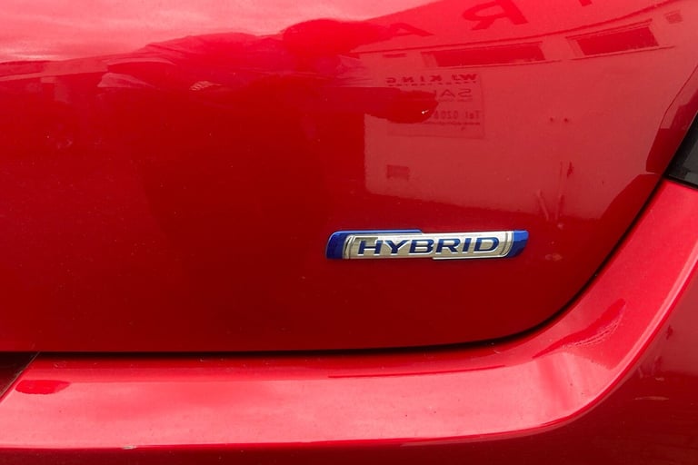  Suzuki Swift 1.2 Mhev Motion Hatchback 5dr Petrol Hybrid CVT Euro 6 s/s 82 Ps