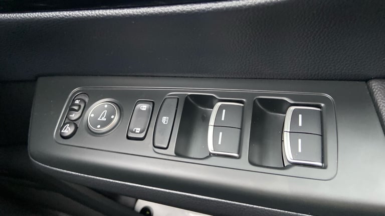 2025 Honda CR-V 2.0 eHEV Advance 5dr eCVT Hybrid Estate Estate Hybrid Automatic