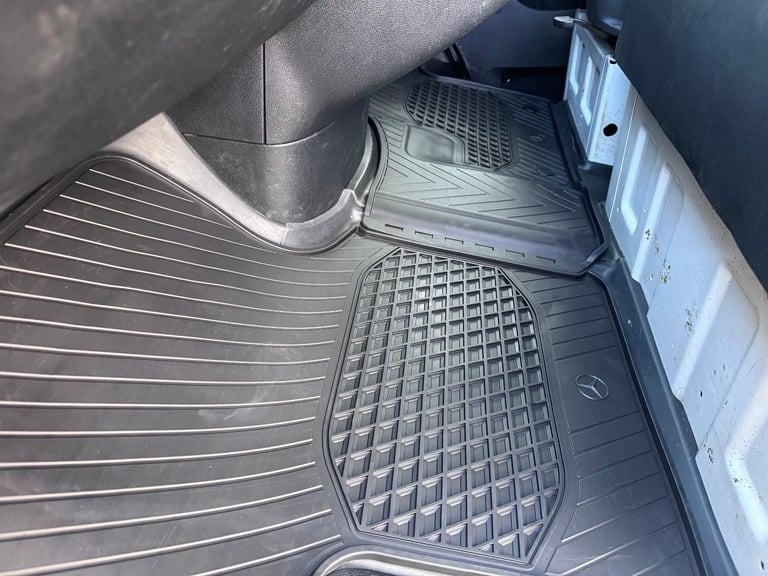 2022 Mercedes Sprinter 314 LWB Panel Van. FSH.  Appleplay/Android. Rear Camera