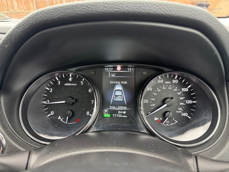 2017 Nissan Qashqai 1.2 DIG-T N-Connecta SUV 5dr Petrol XTRON 2WD Euro 6 (s/s)