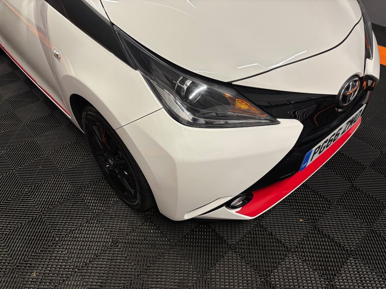 2017 Toyota AYGO 1.0 VVT-i X-Press 5dr x-shift HATCHBACK Petrol Manual