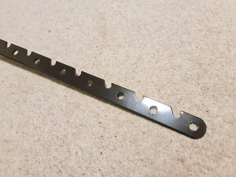 20 x New heavy duty  angled notch Market stall hanger bars  