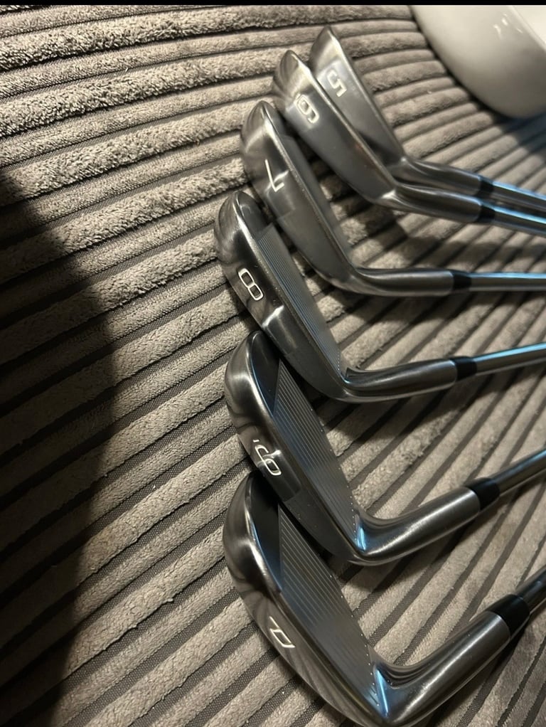 Mizuno Pro 243 Forged Chronology 5-pw KBS Tour 95 PRO+ Pured