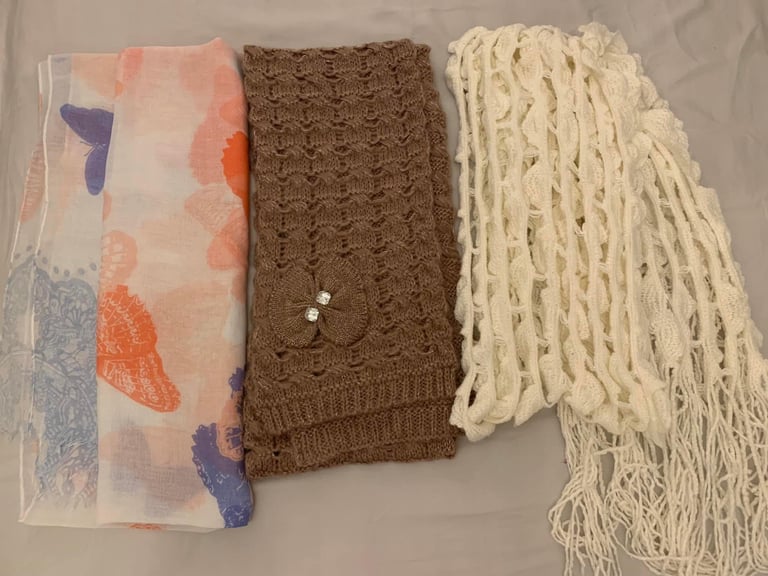 Scarves bundle 
