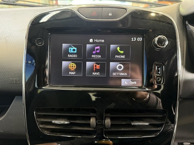 2013 Renault Clio 0.9 TCE 90 ECO Dynamique MediaNav Energy 5dr HATCHBACK PETROL Manual