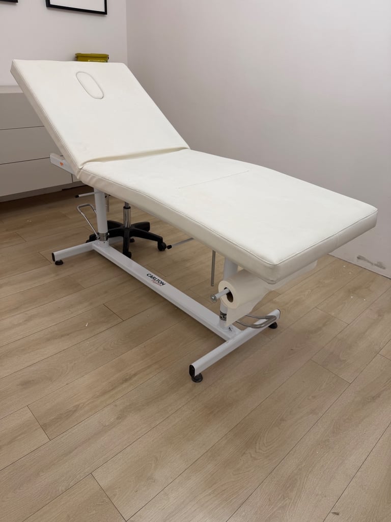 image for Hydraulic beauty bed 3 way