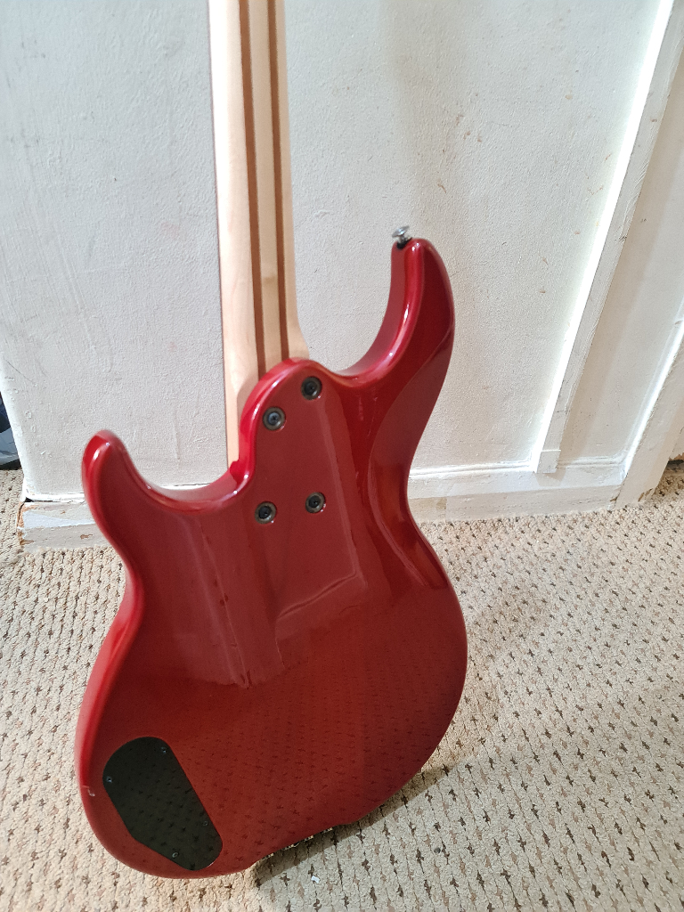 Yamaha BB1024 Professional Bass Guitar 