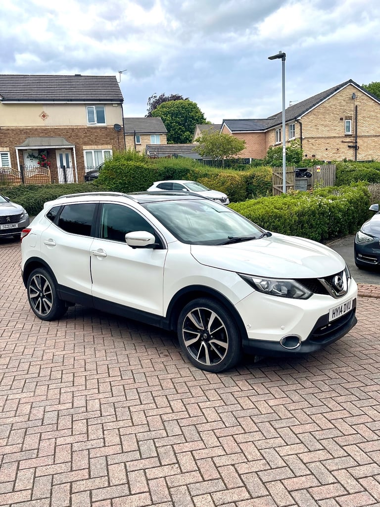 2014 NISSAN QASHQAI TEKNA 1.5 DCI START/STOP DIESEL WHITE SUV J11