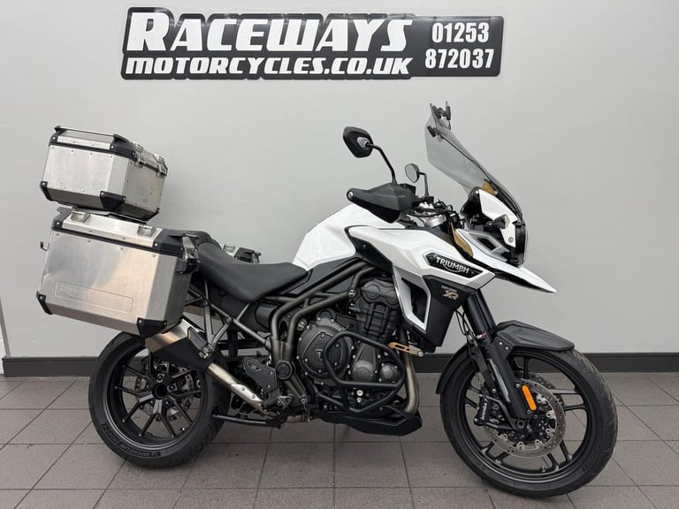 TRIUMPH TIGER EXPLORER XR 2016 65 REG 15,518 MILES WHITE USED MOTORCYCLE 1215CC
