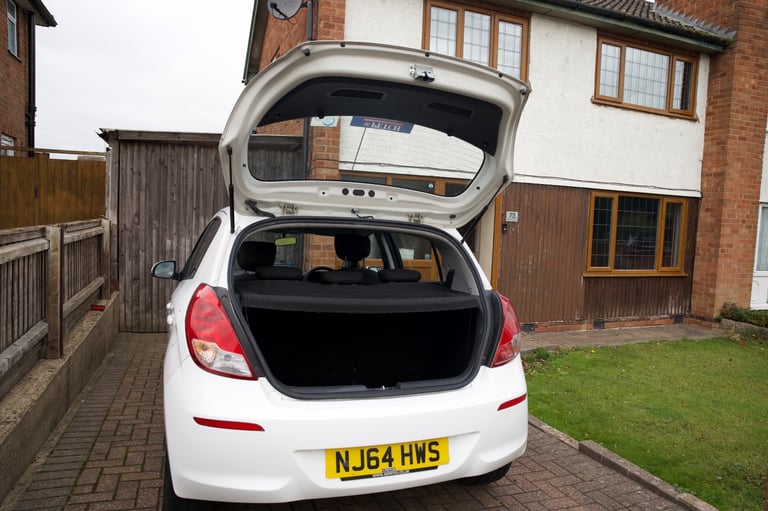 Hyundai, Automatic I20, Hatchback, 2014, Other, 1396 (cc), 5 doors