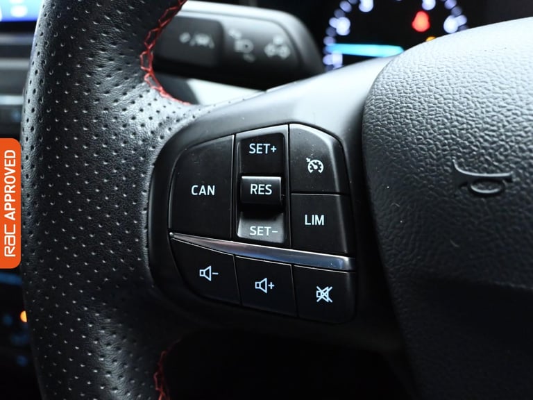 2019 Ford Focus 1.0T EcoBoost ST-Line Hatchback 5dr Petrol Manual Euro 6 (s/s) (125 ps) Hatchback...