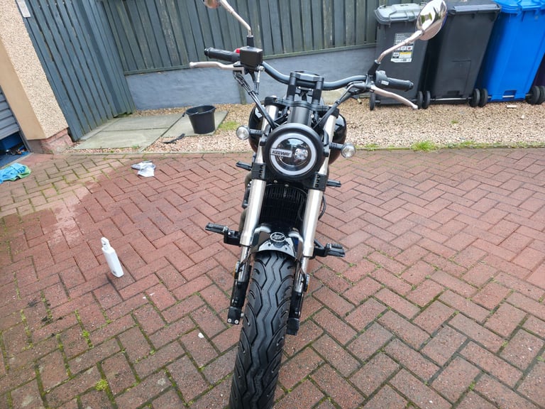 Keeway, V, 2023, 125 (cc) V Twin Engine