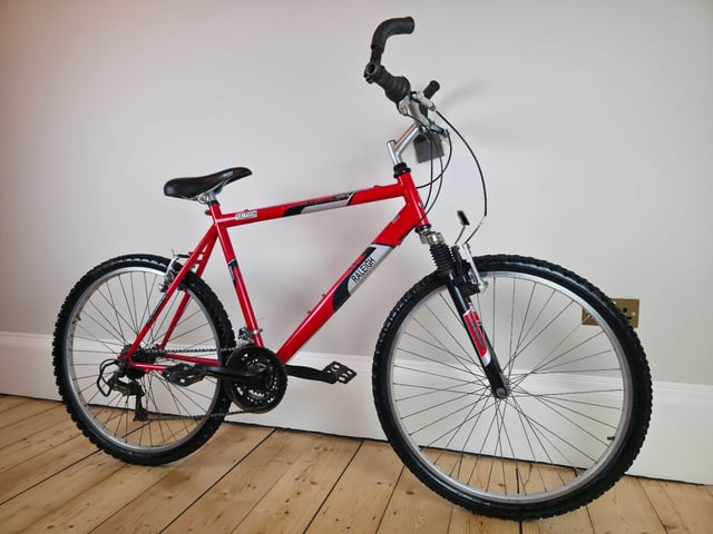 RALIEGH MANTARAY VINTAGE RETRO RARE 26