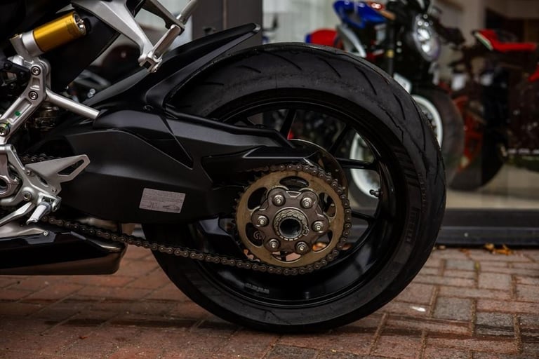 Ducati Streetfighter V2 ! ULTRA LOW MILES ! STUNNING