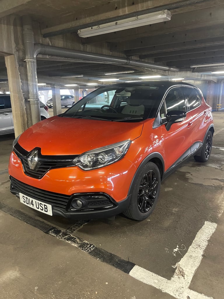 Renault, CAPTUR, Hatchback, 2014, Manual, 898 (cc), 5 doors