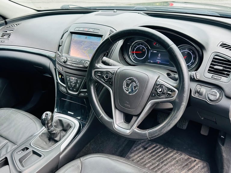 2015 Vauxhall Insignia 2.0 CDTi [140] ecoFLEX Elite Nav 5dr [Start Stop] HATCHBACK DIESEL Manual
